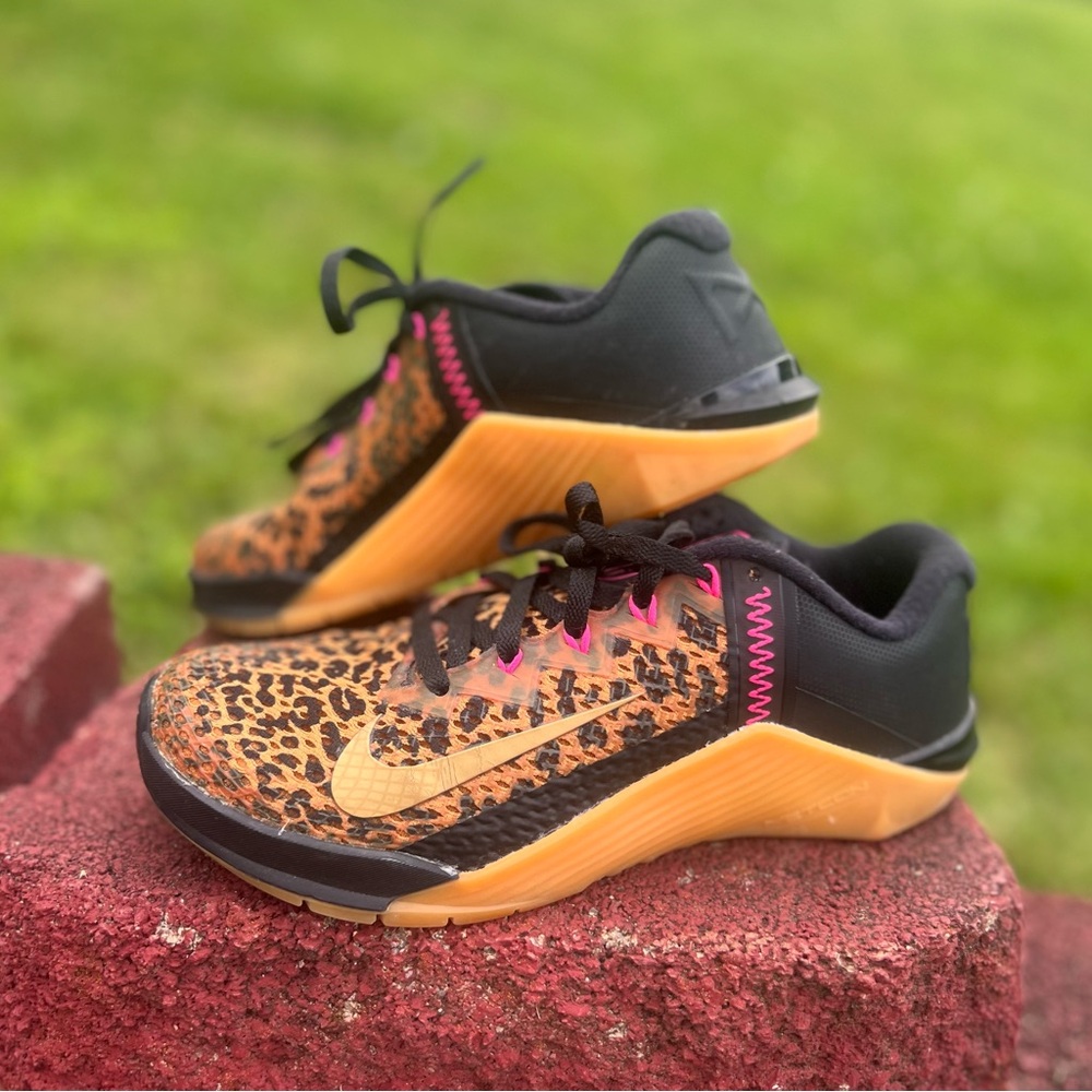 Women’s Size 5.5 Leopard Print Nike Sneakers